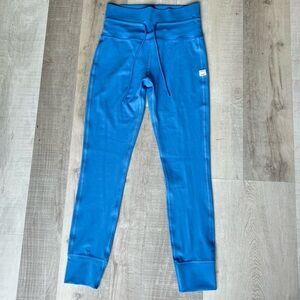 Vuori Daily Form Legging Size S - Never Worn